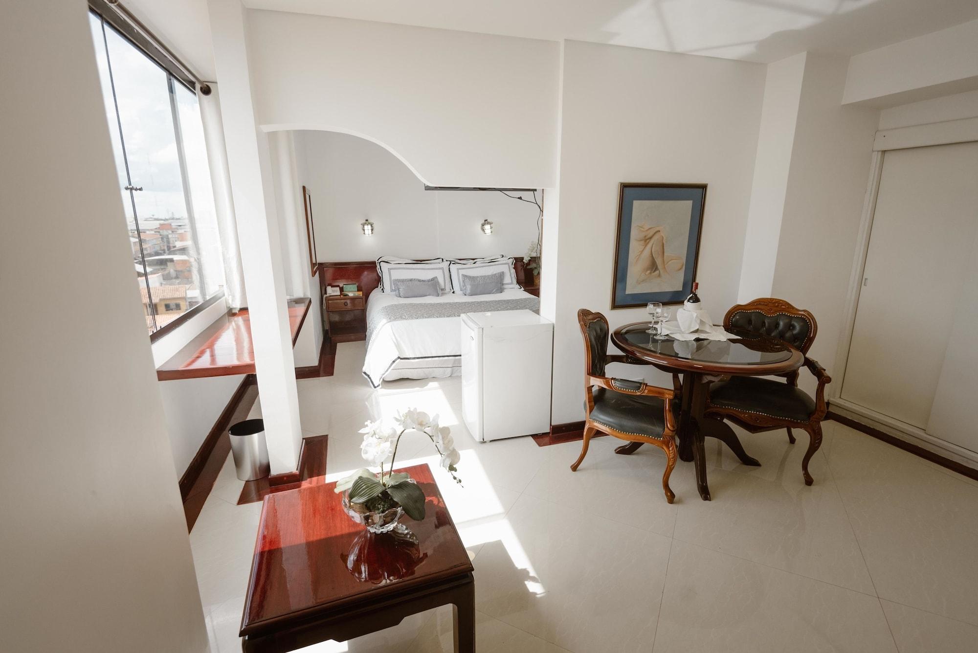 Hotel Arenal Santa Cruz de La Sierra Dış mekan fotoğraf