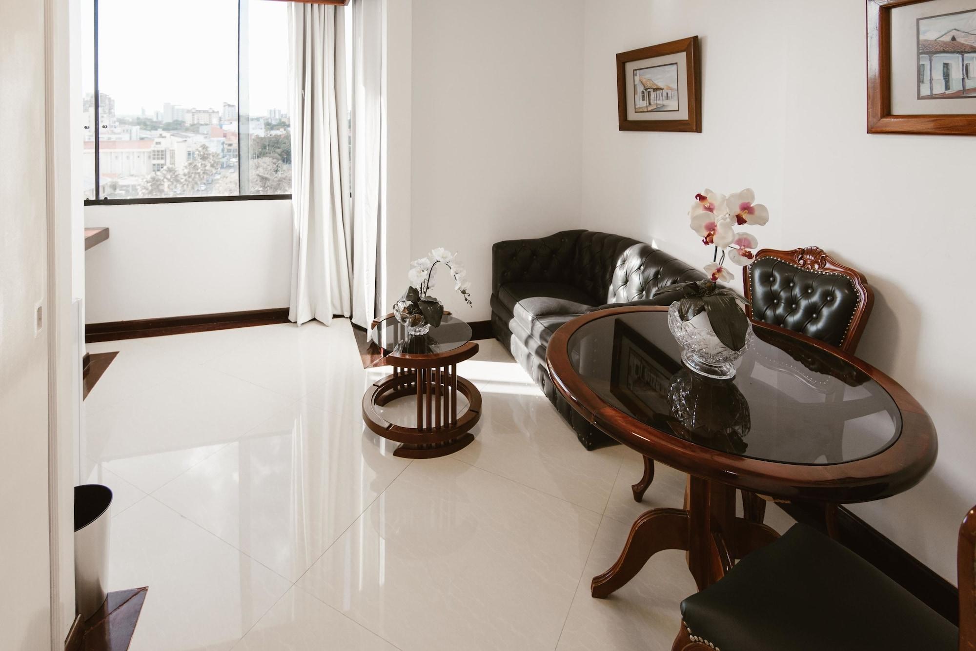 Hotel Arenal Santa Cruz de La Sierra Dış mekan fotoğraf
