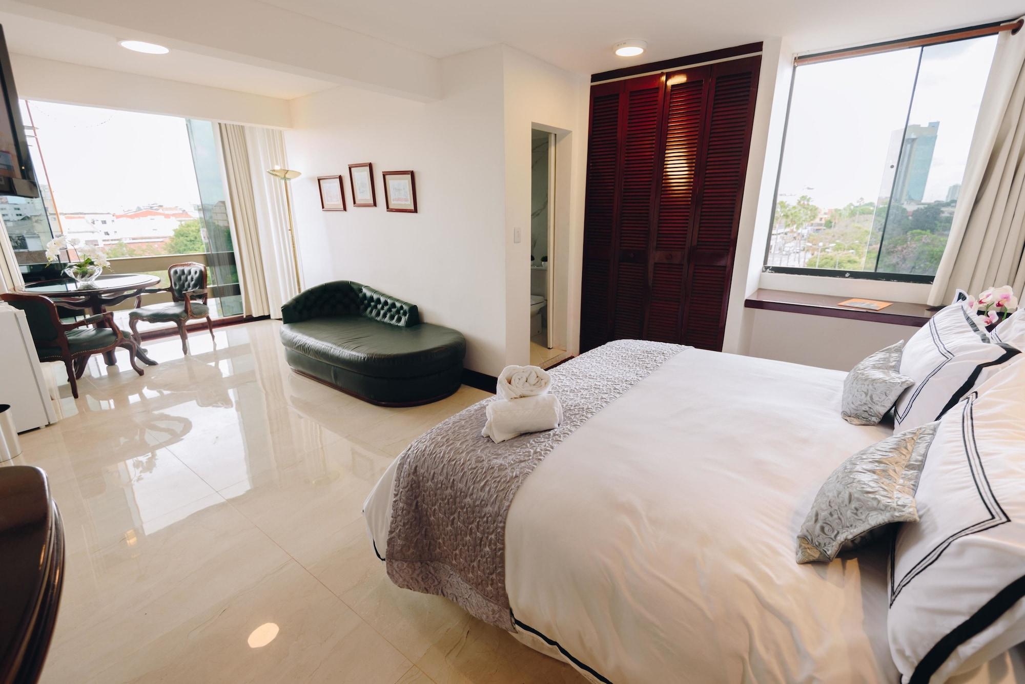 Hotel Arenal Santa Cruz de La Sierra Dış mekan fotoğraf