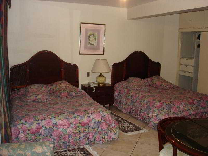Hotel Arenal Santa Cruz de La Sierra Dış mekan fotoğraf