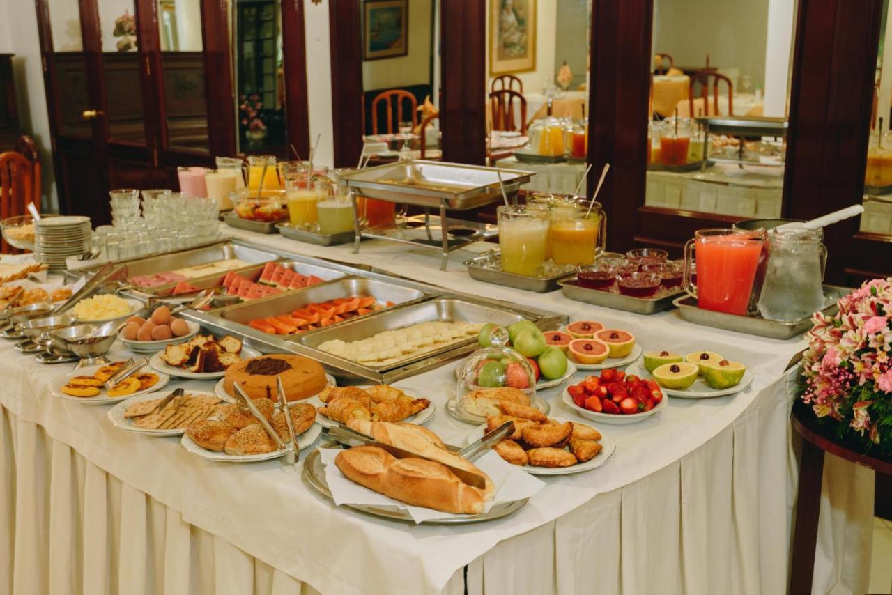 Hotel Arenal Santa Cruz de La Sierra Dış mekan fotoğraf